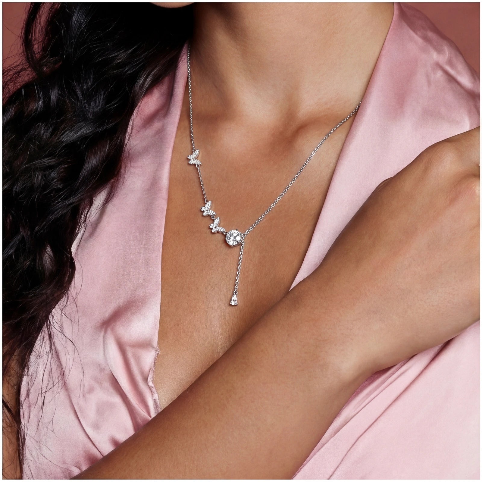 Flutter Dreams Lariat - HILO ROJO