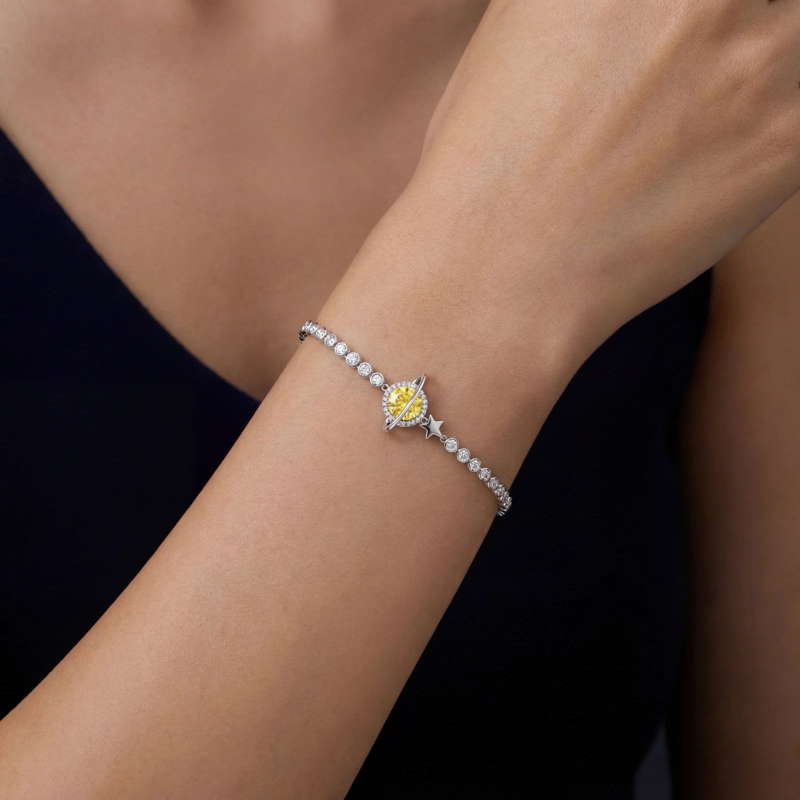 Stellar Dreams Bracelet - HILO ROJO