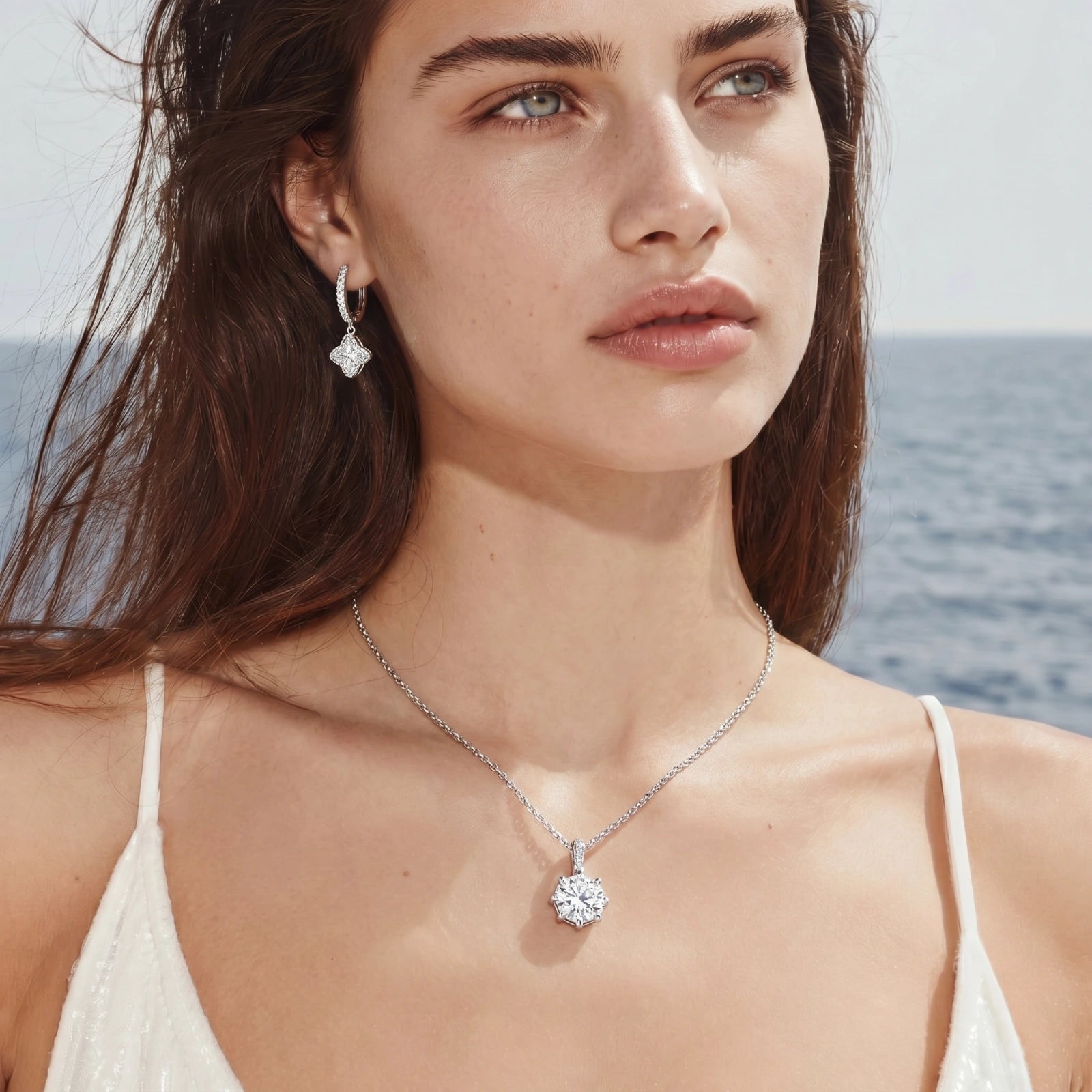 Diamond Dangle Huggies - HILO ROJO
