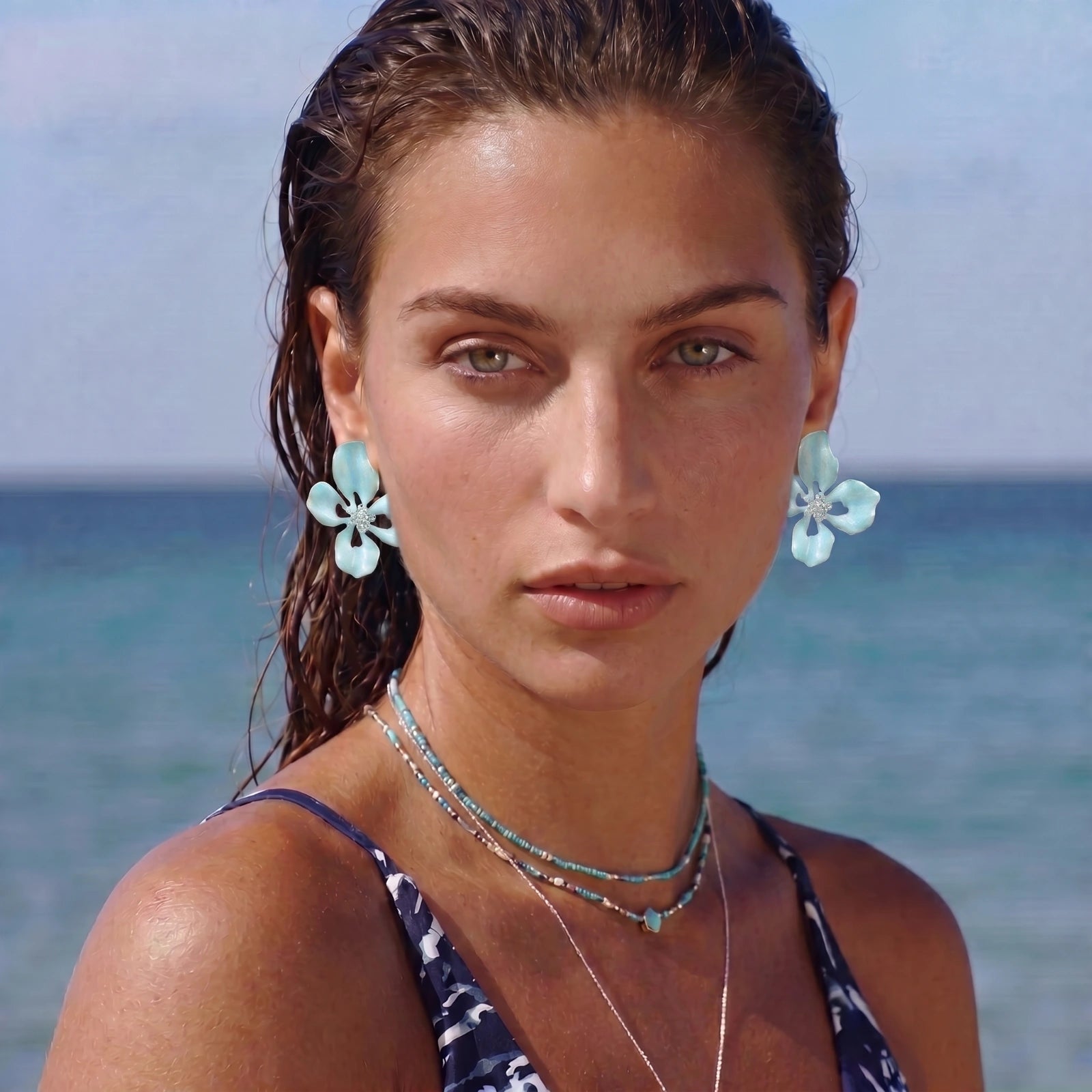Azure Bloom Studs - HILO ROJO