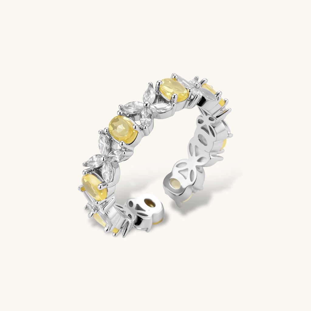 Golden Marquise Eternity Ring - HILO ROJO