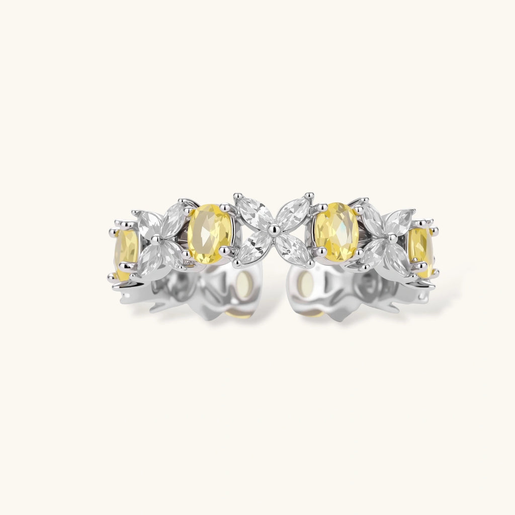 Golden Marquise Eternity Ring - HILO ROJO