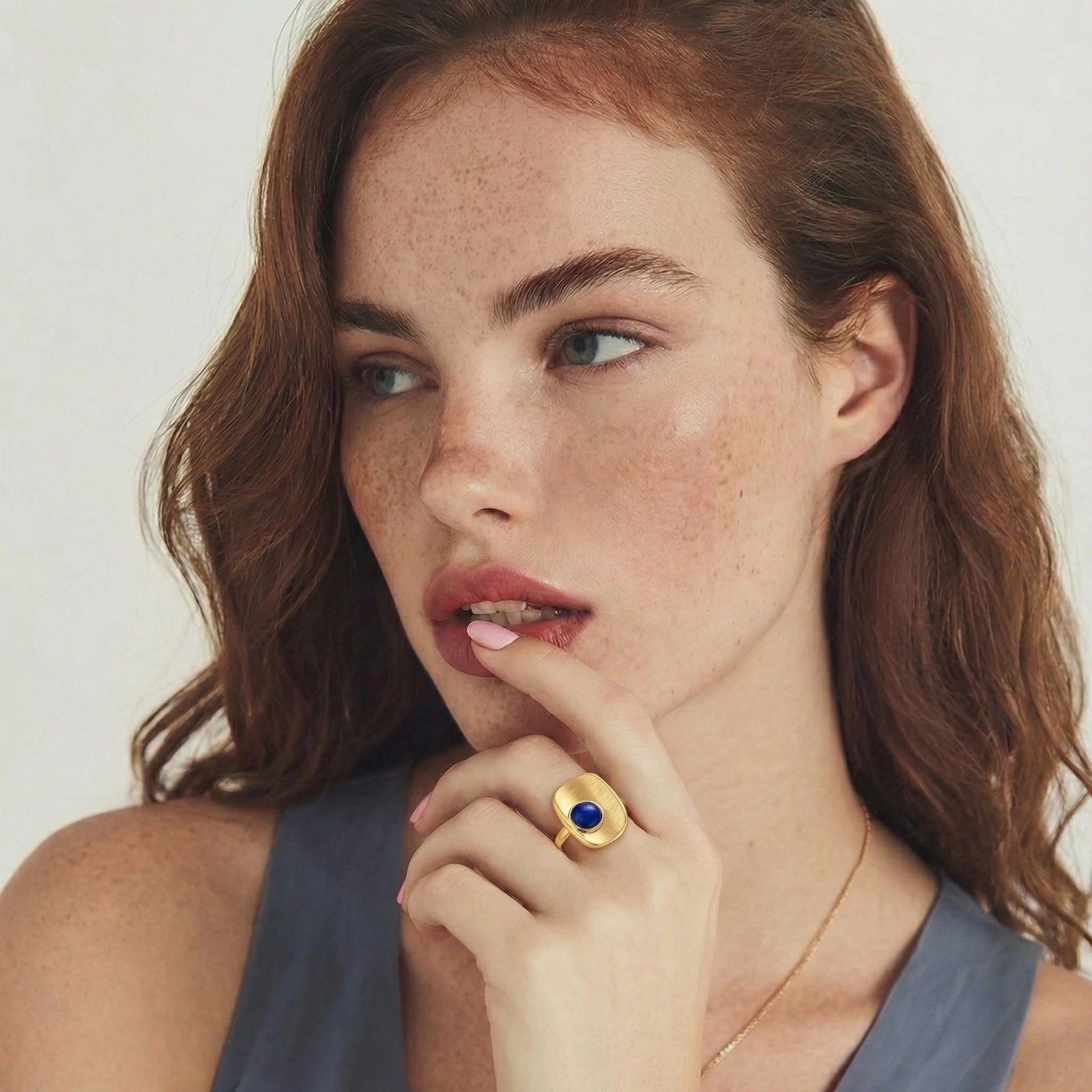 Cosmic Truth Ring - HILO ROJO