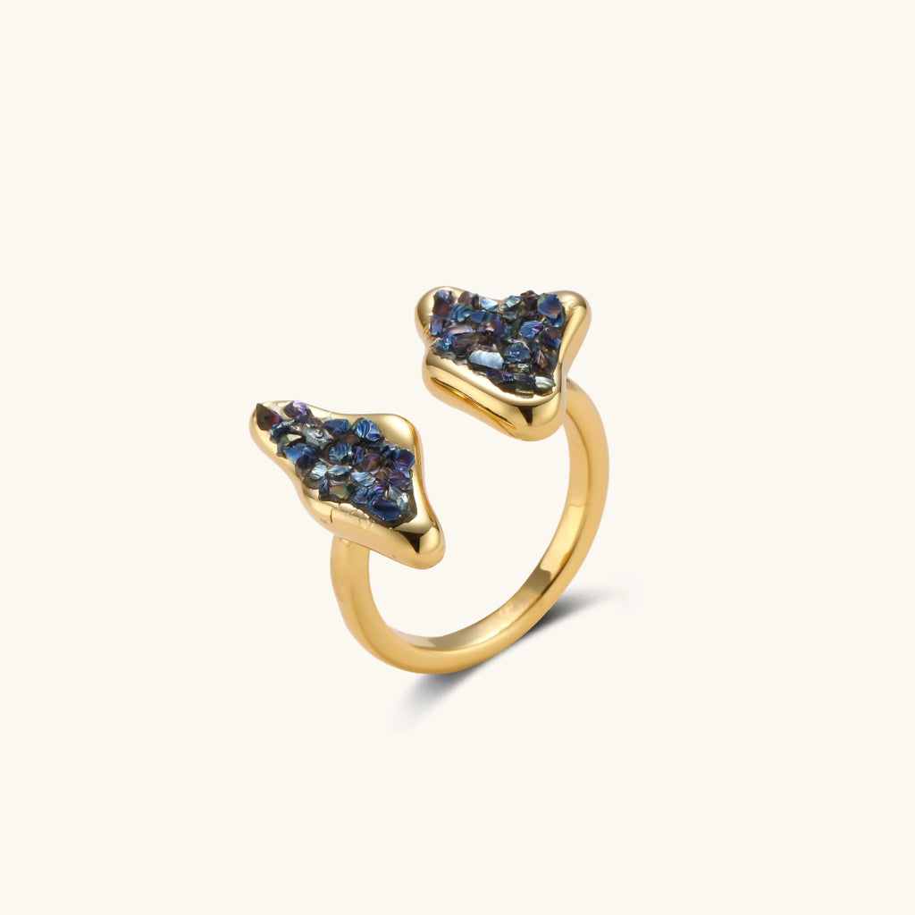 Stellar Embrace Ring - HILO ROJO