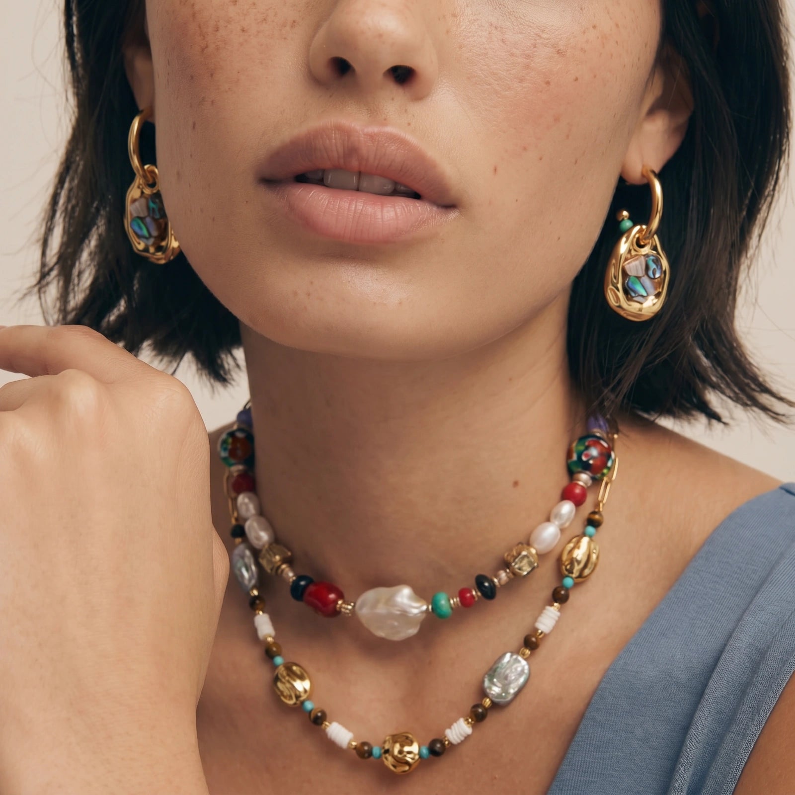 Shell Mosaic Convertible Hoops - HILO ROJO