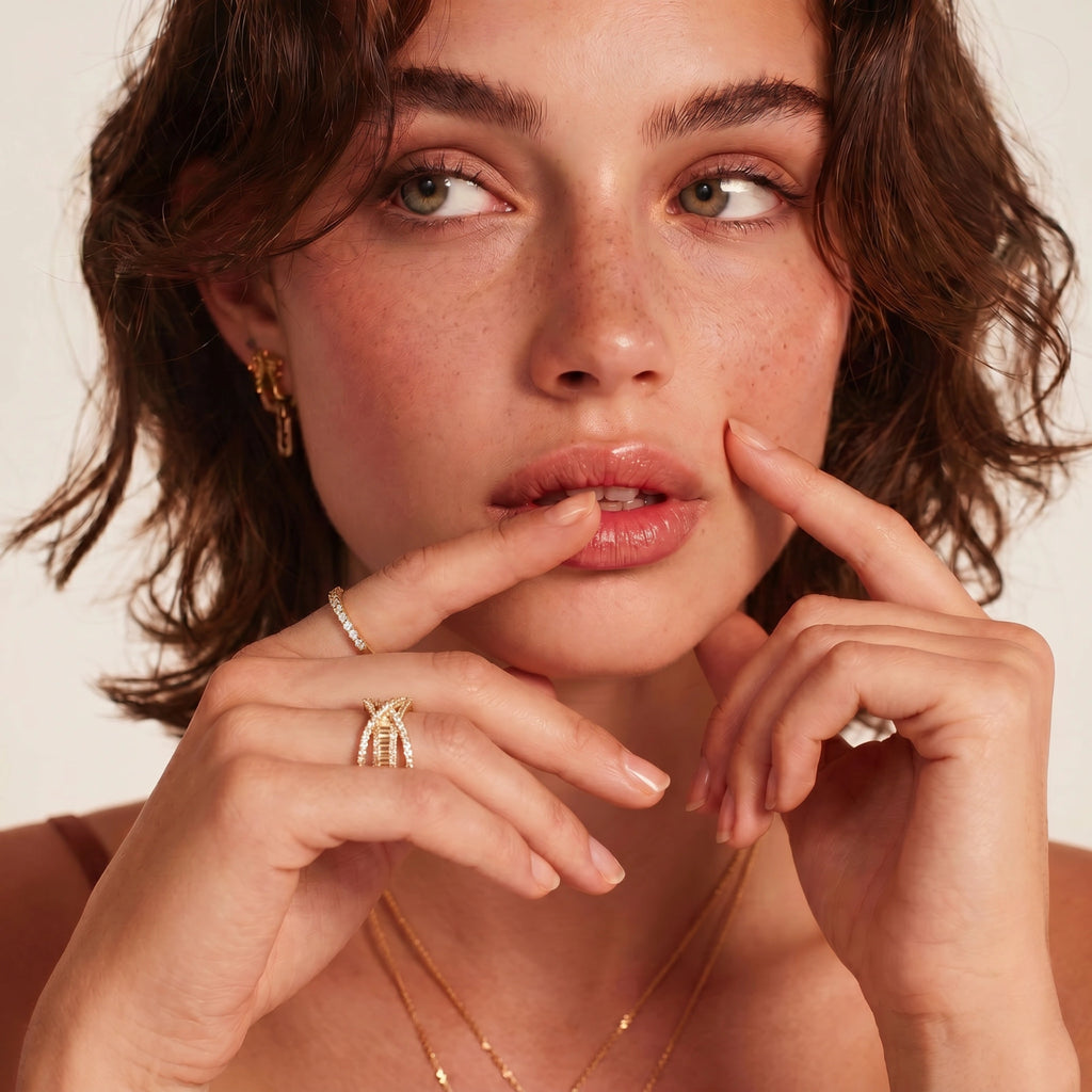 Eternal Spark Ring - HILO ROJO