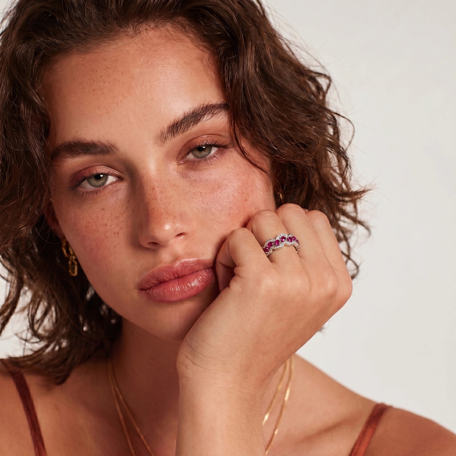Vintage Rose Garden Ring - HILO ROJO