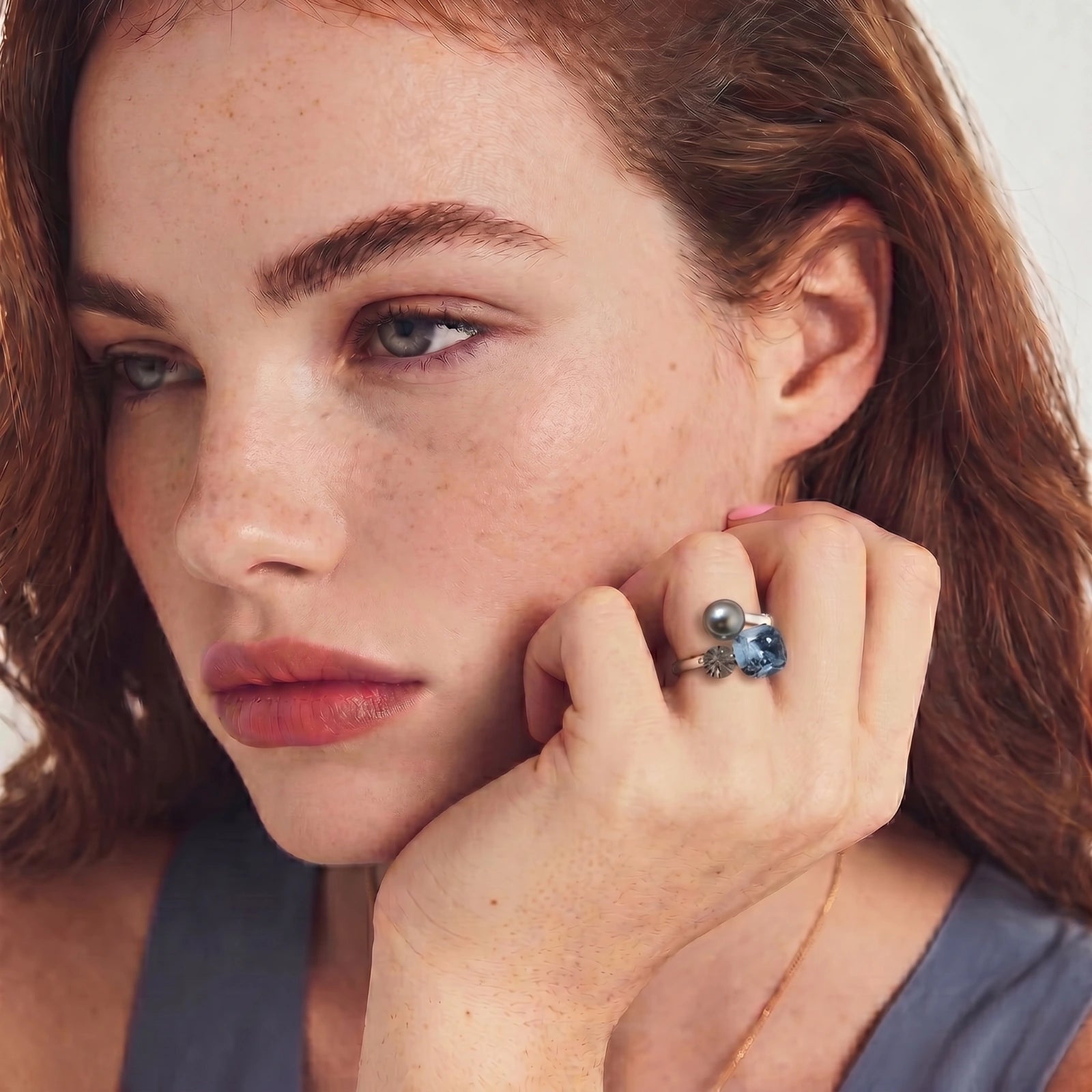 Constellation Trinity Ring - HILO ROJO